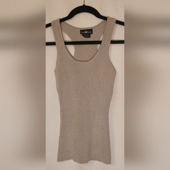 Tank top - Picture 1 of 3